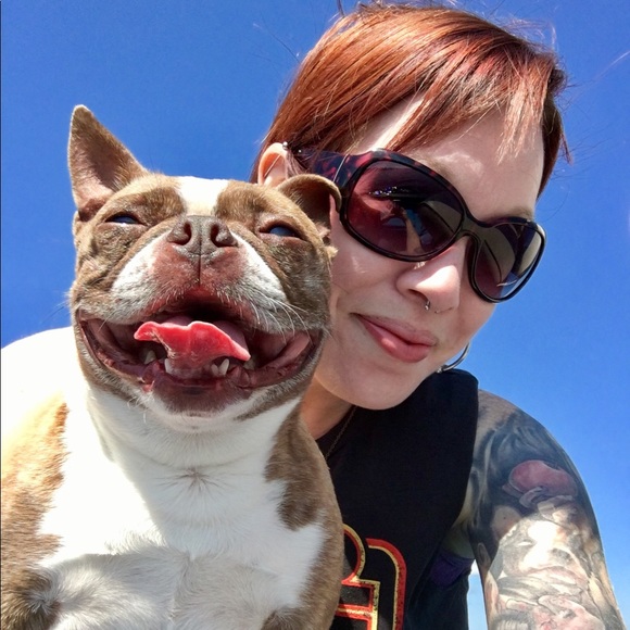 Meet your Posher, Megan - Picture 1 of 1